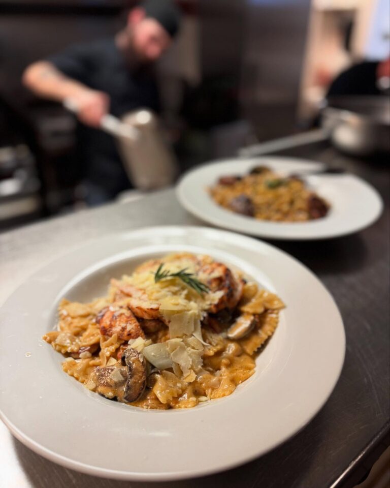 blackcanyonbistro2 768x960