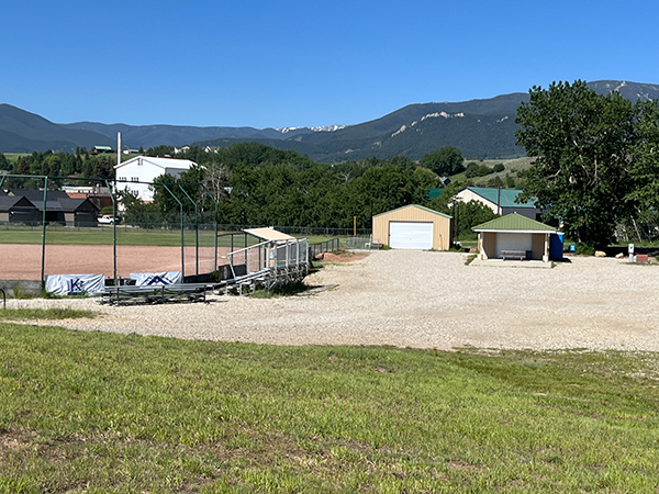 Baseballfield2 web